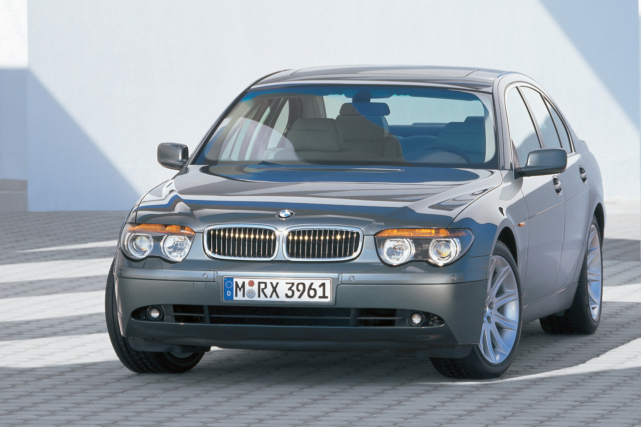 https://images.largus.fr/images/images/bmw745i13.jpeg