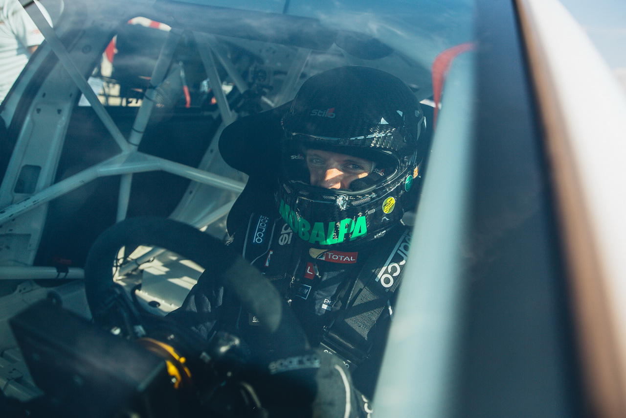 Photo 24 - L'argus en finale de la Peugeot 308 Racing Cup au circuit ...