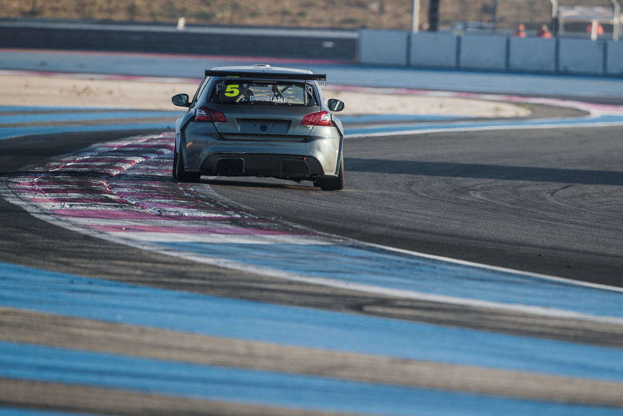 Photo 61 - L'argus en finale de la Peugeot 308 Racing Cup au circuit ...