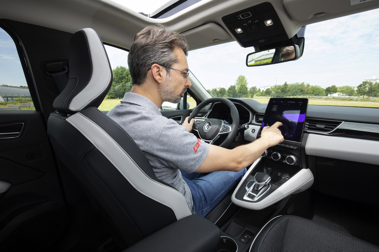 Diaporama et photos - Renault Captur 2 vs Volkswagen T-Roc : la ...