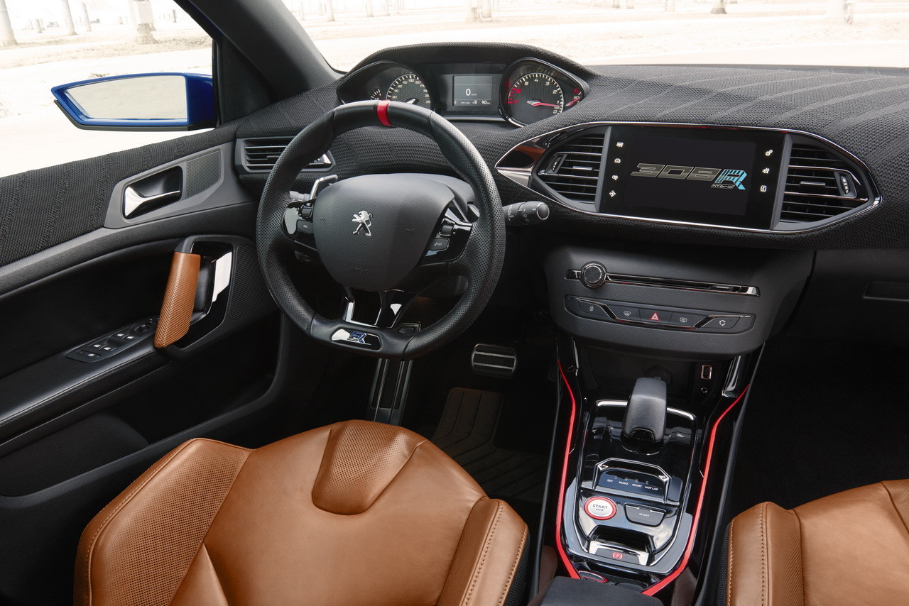 Photo 16 - Volkswagen Golf R400 vs Peugeot 308 R Hybrid : va y avoir du ...