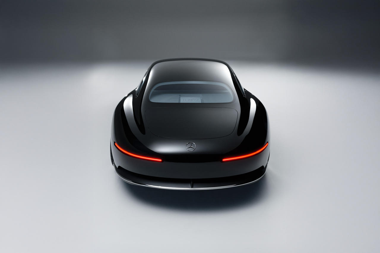 Photo 1 - Mercedes Vision Iconic (2025) : un immense coupé néo-rétro ...