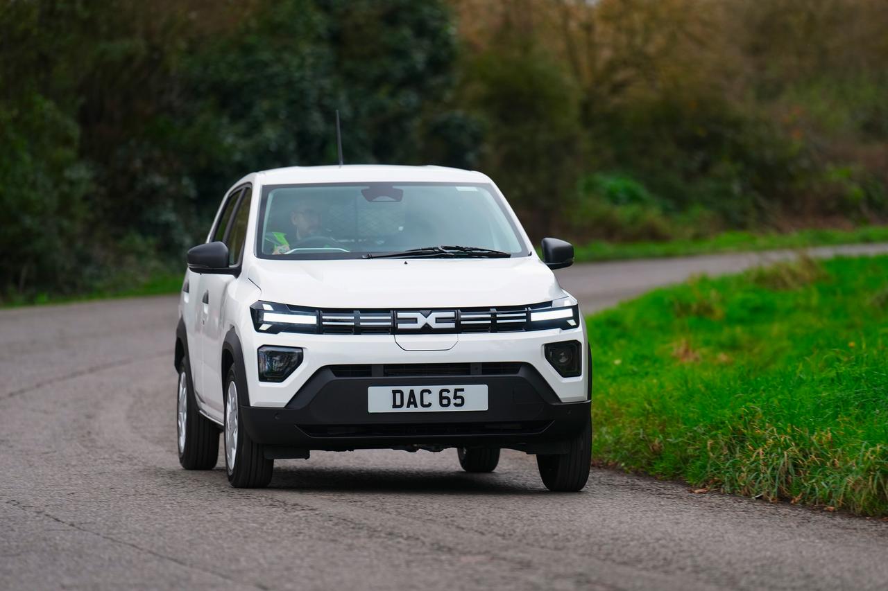 Dacia Spring 2 (2027). La nouvelle citadine électrique sera la cousine ...