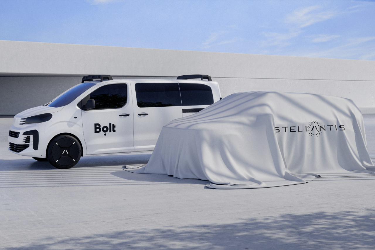 Stellantis a noué un partenariat avec Bolt qui, en 2035, vise une flotte de 100 000 véhicules robot-taxis.