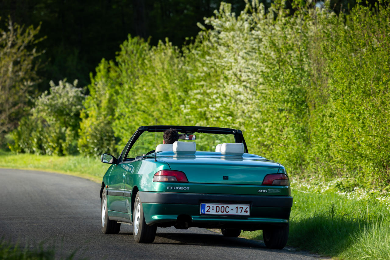 Essai rétro Peugeot 306 Cabriolet. On a repris le volant d'une Roland ...