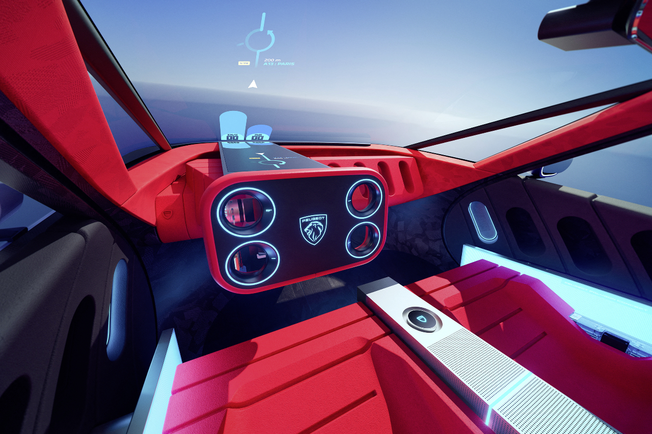 Le concept Polygon adopte le volant rectangulaire Hypersquare qui a généré de nombreux brevets et que l'on retrouvera dans la future Peugeot 208.