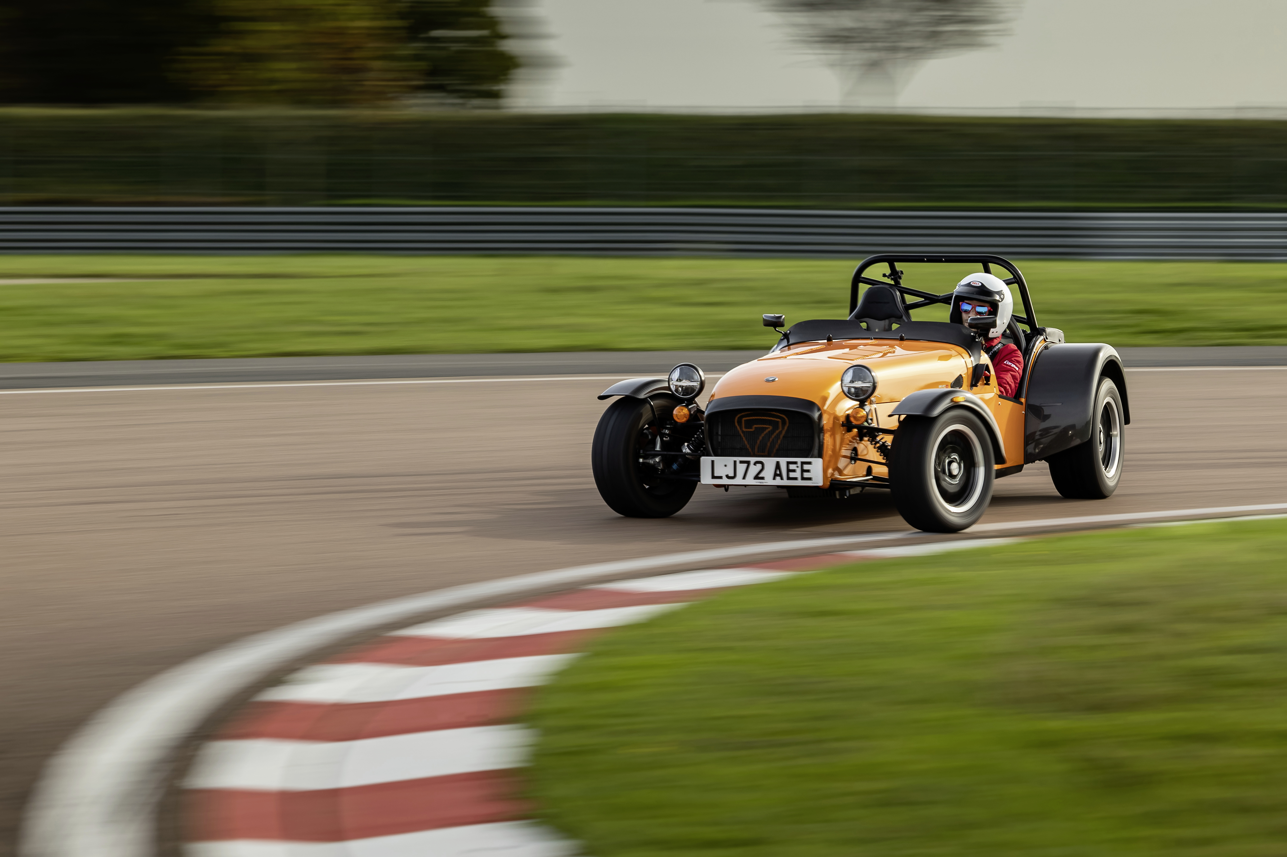 Caterham R7 Photo 7 - Un ex-designer de F1 a conçu une caricature de la Caterham ...
