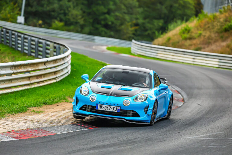 Essai extrême : l’Alpine A110 R Ultime au Nürburgring !