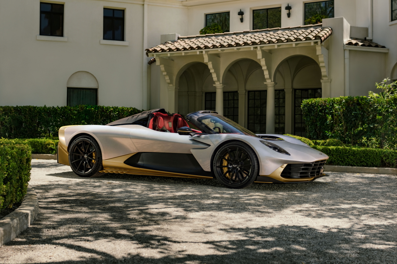 La nouvelle rivale de la Ferrari 849 Testarossa Spider arrivera sur nos routes au cours du troisième trimestre 2027.