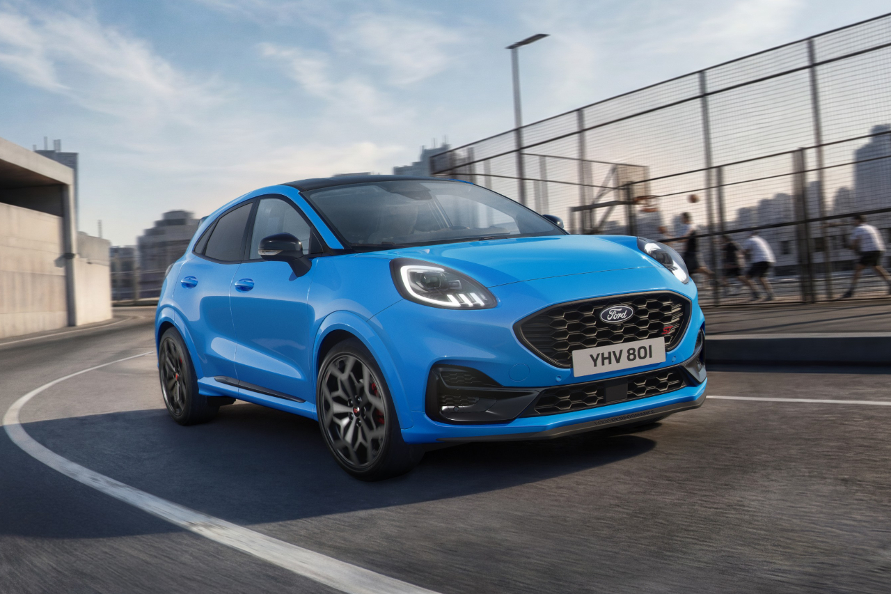 Ford Puma (2026). Le SUV urbain disponible en séries spéciales Black ...
