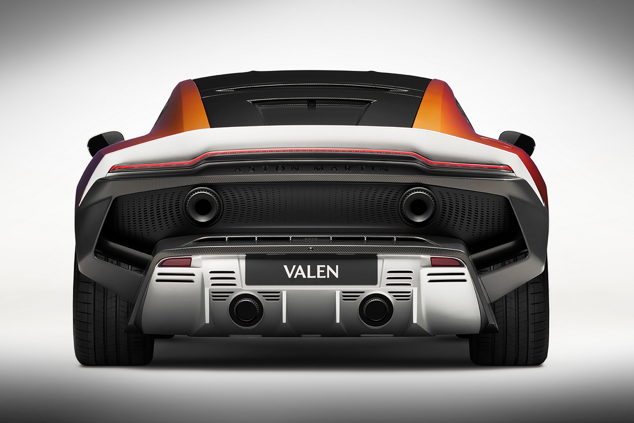 aston-martin-valen-2026-850-ch-et-un-nouveau-style-pour-la-plus